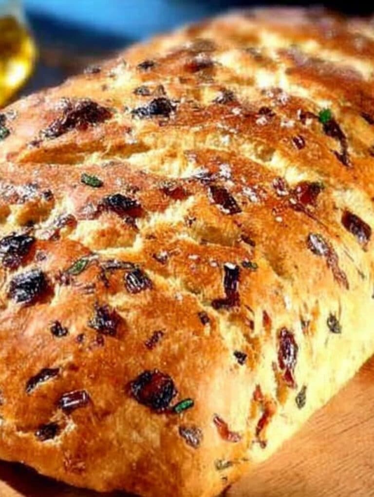 Herzhaftes Zwiebelbrot: Einfaches Rezept für rustikalen Genuss